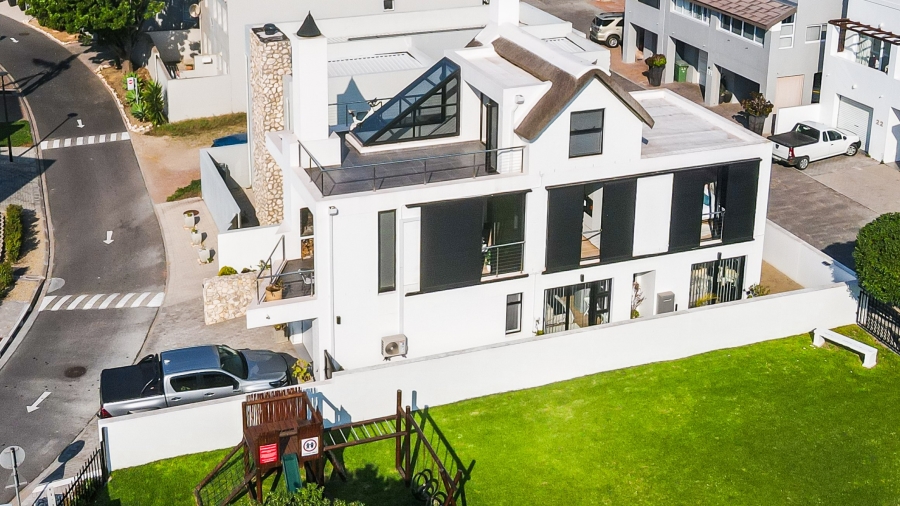 3 Bedroom Property for Sale in Waterfront Western Cape